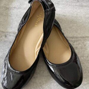 Cole Haan Women’s Size 9.5 B Patent Leather Manhattan Ballet Flats Black